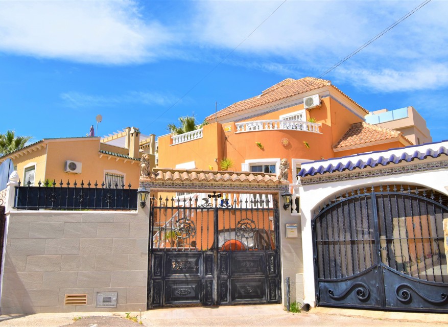 Re-Sale - Detached Villa - Orihuela Costa - El Galan