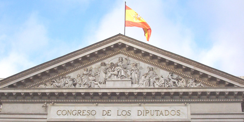 Spanje heeft een nationale verkiezingscommissie gepland voor 20 december 2015.
