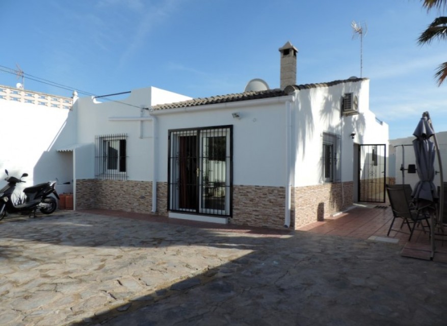 Re-Sale - Semi Detached Villa - Orihuela Costa - La Zenia
