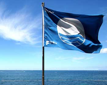Blue flags for beaches on the Orihuela Costa