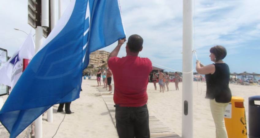 Blauwe vlaggen voor de Costa Blanca stranden