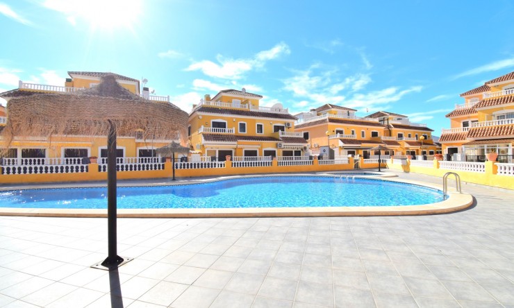Rental - Semi Detached Villa - Orihuela Costa - Playa Flamenca